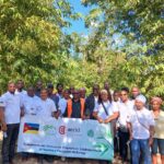 Participantes em actividades do projecto de economia circular baseada no bambu em Mocambique